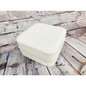 Travel Jewelry Case White NEW Jewelry Box